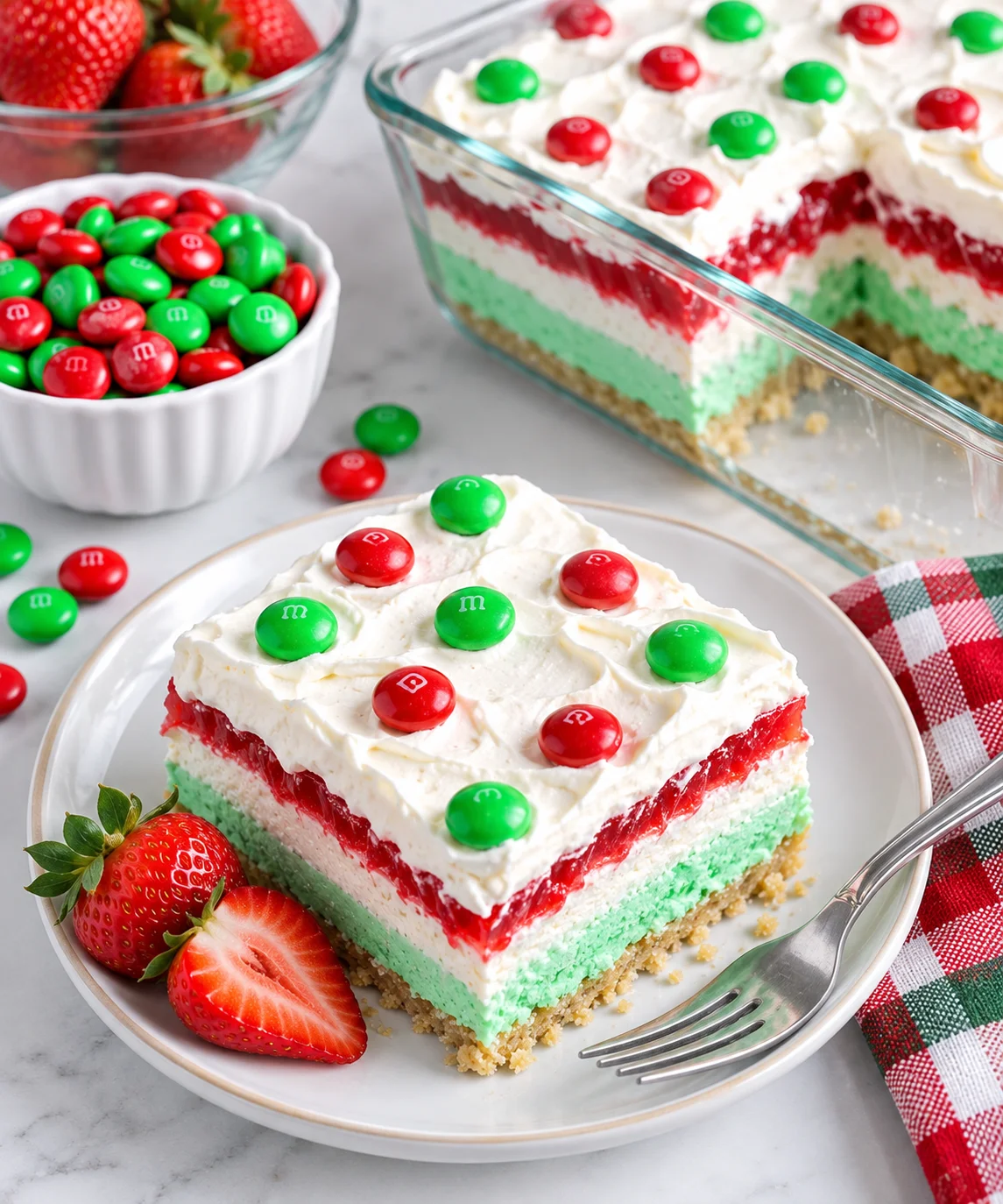 🎄 Christmas Lush Layer Dessert Recipe: A Festive, Creamy, Colorful Holiday Treat! ❤️💚